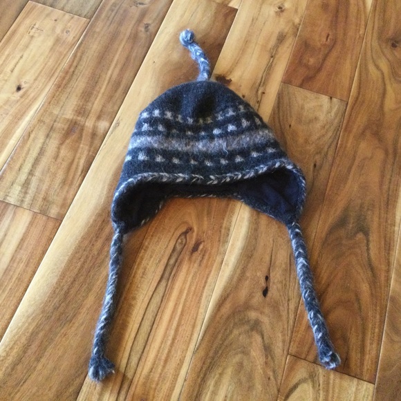 ✔️ Everest Wool Hat with Earflaps Made in Nepal - Picture 6 of 8